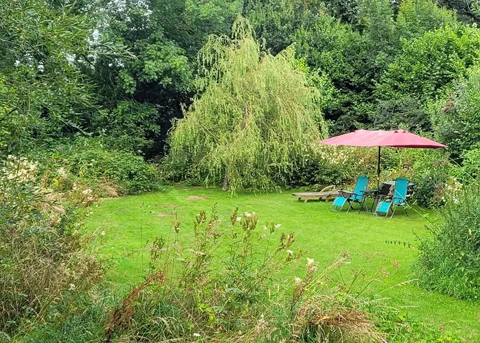 Kingsley Cottage - Beautiful Riverside Setting
